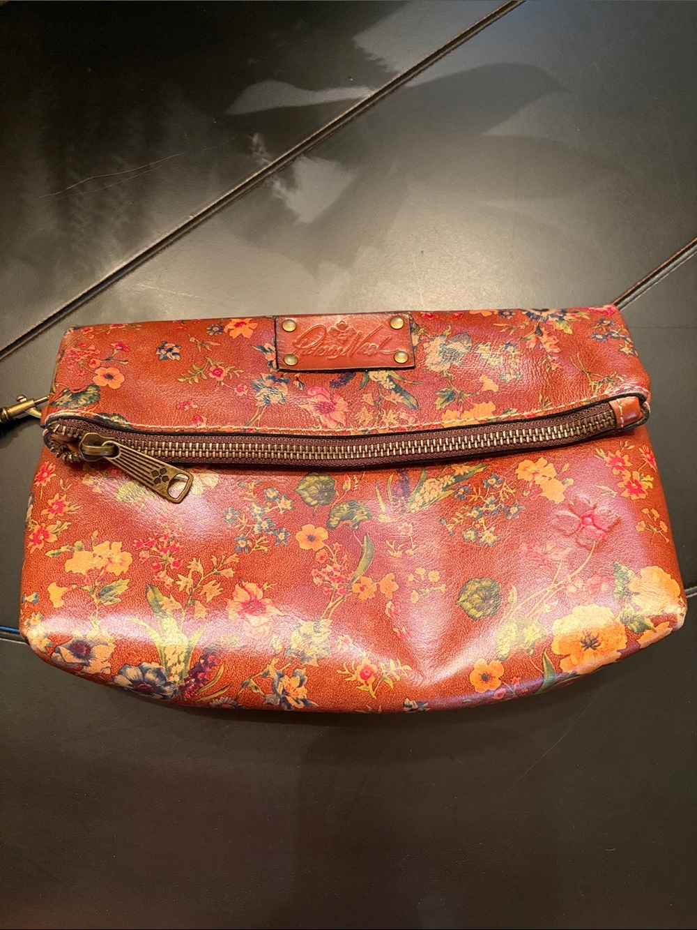 Patricia Nash Valerie Rose Clutch Wristlet - Picture 4 of 5